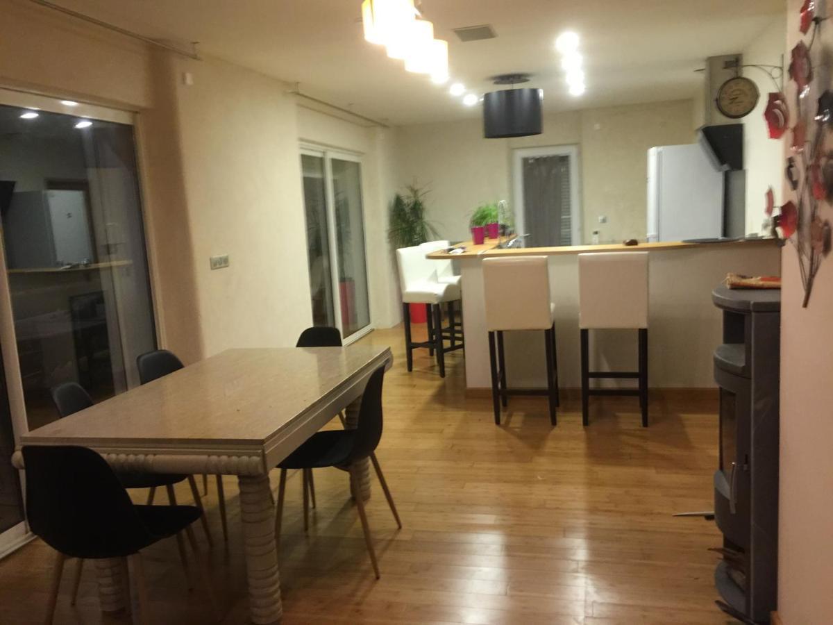 La Decouverte, Jacuzzi, Sauna, Et Terrasse Avec Vue Sur Lac A La Campagne Entre Toulouse Et Auch Catonvielle Exterior photo