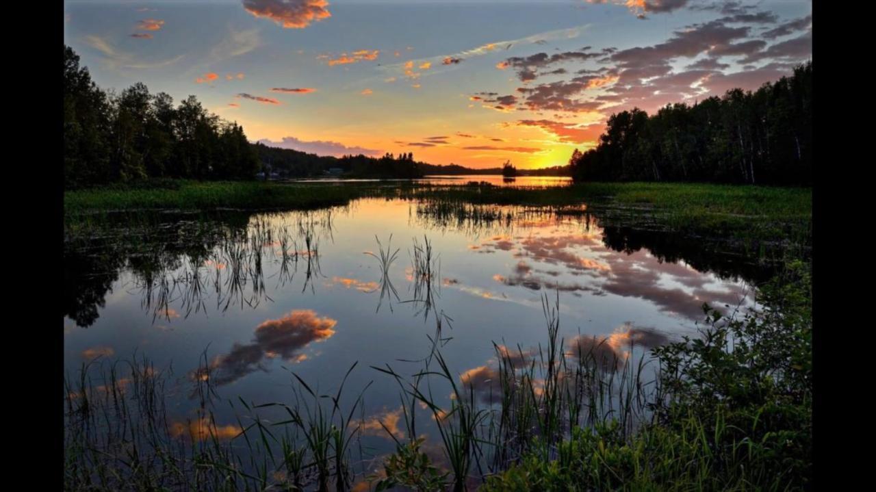 La Decouverte, Jacuzzi, Sauna, Et Terrasse Avec Vue Sur Lac A La Campagne Entre Toulouse Et Auch Catonvielle Exterior photo
